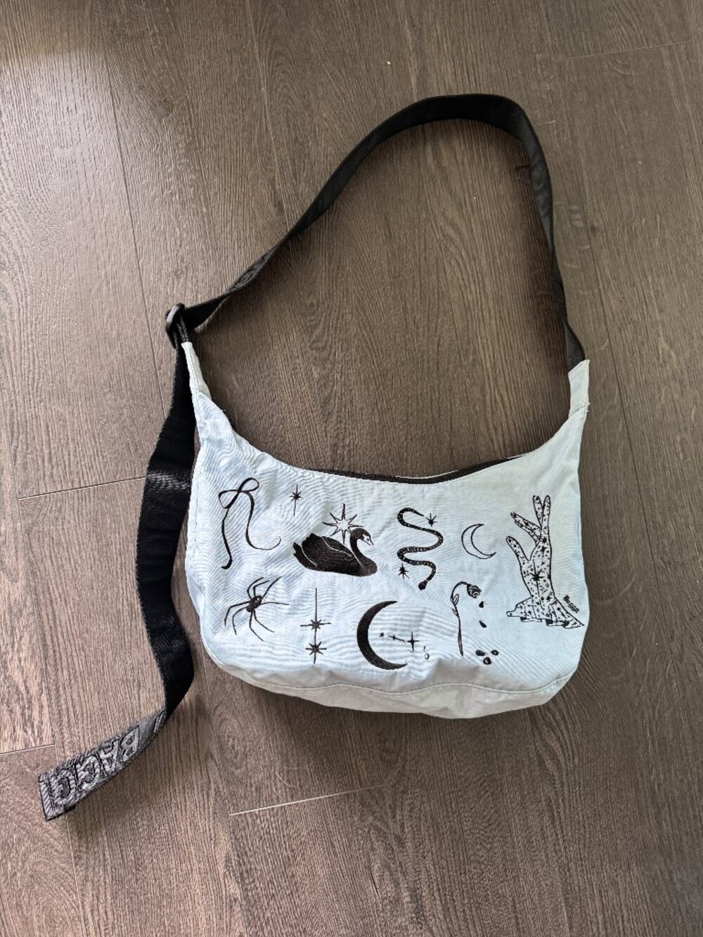 Baggu Nylon Crescent Bag Embroidered Ballet Icons Preowned